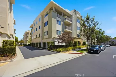 13028 Central Ave #402, Hawthorne, CA 90250 - Photo 25