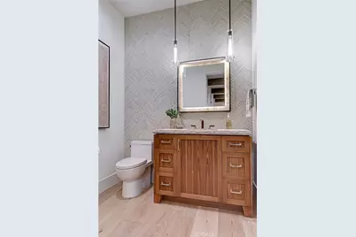 1658 Ruhland Ave, Manhattan Beach, CA 90266 - Photo 39