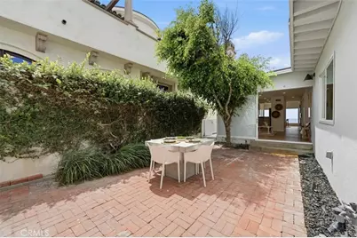 1416 The Strand, Manhattan Beach, CA 90266 - Photo 19