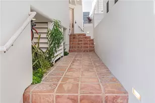225 28th St, Manhattan Beach, CA 90266 - Photo 41