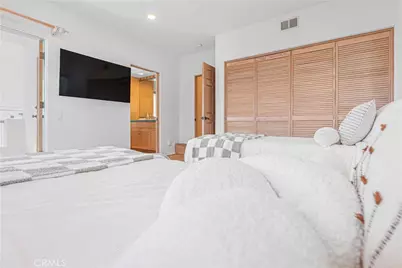 225 28th Street, Manhattan Beach, CA 90266 - Photo 27