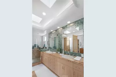 225 28th Street, Manhattan Beach, CA 90266 - Photo 19