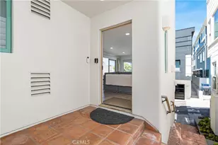 225 28th St, Manhattan Beach, CA 90266 - Photo 45