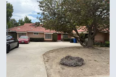 21720 Los Alimos, Los Angeles, CA 91311 - Photo 3