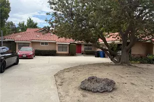 21720 Los Alimos, Los Angeles, CA 91311 - Photo 3