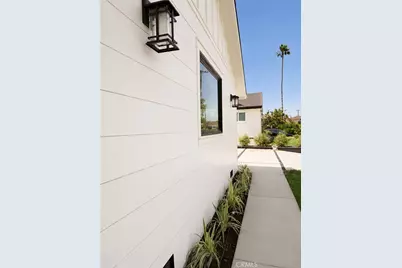 20021 Wayne Avenue, Torrance, CA 90503 - Photo 7