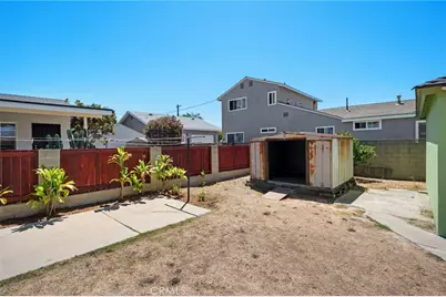 528 W F Street, Wilmington, CA 90744 - Photo 47