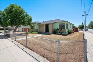 528 W F St, Wilmington, CA 90744 - Photo 3