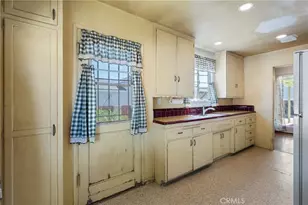 528 W F St, Wilmington, CA 90744 - Photo 23