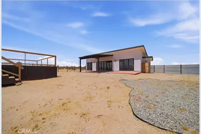 62761 La Crescenta, Joshua Tree, CA 92252 - Photo 9
