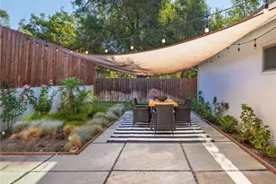 460 Mt Carmel Dr, Glendale, CA 91206 - Photo 17