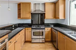311 Kansas St, El Segundo, CA 90245 - Photo 13