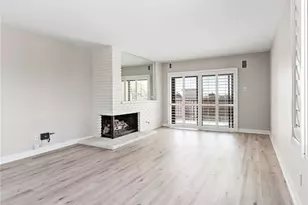 900 Cedar St, El Segundo, CA 90245 - Photo 3