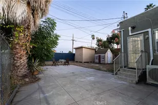 5604 S Manhattan Pl, Los Angeles, CA 90062 - Photo 15