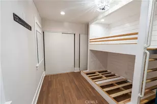 5604 S Manhattan Pl, Los Angeles, CA 90062 - Photo 9
