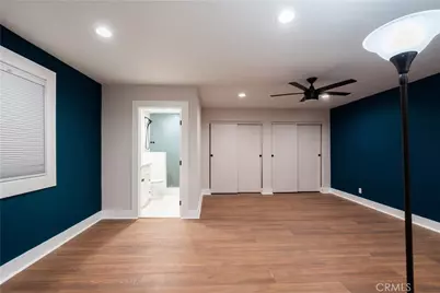 5604 S Manhattan Place, Los Angeles, CA 90062 - Photo 11