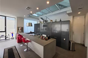 9 Temple, Long Beach, CA 90803 - Photo 5