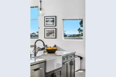 647 1st Place, Hermosa Beach, CA 90254 - Photo 7