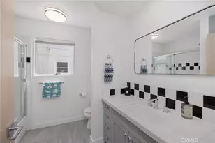 647 1st Pl, Hermosa Beach, CA 90254 - Photo 39