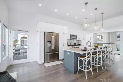 647 1st Place, Hermosa Beach, CA 90254 - Photo 11
