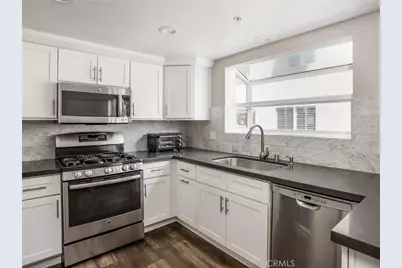 1305 E Grand Avenue #F, El Segundo, CA 90245 - Photo 5