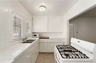 409 16th St, Manhattan Beach, CA 90266 - Photo 29