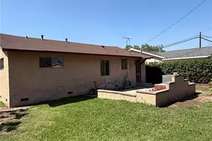 20836 Hawaiian Ave, Lakewood, CA 90715 - Photo 17