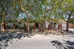1122 Dominguez, Wilmington, CA 90744 - Photo 3