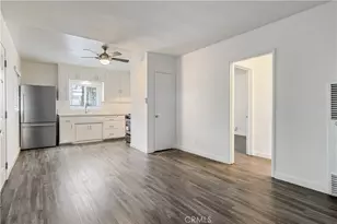 1056 E 6th St, Long Beach, CA 90802 - Photo 17