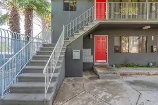 1056 E 6th St, Long Beach, CA 90802 - Photo 7