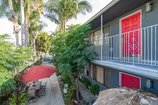 1056 E 6th St, Long Beach, CA 90802 - Photo 9