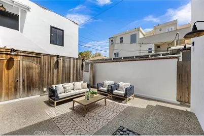 405 10th Street, Manhattan Beach, CA 90266 - Photo 39