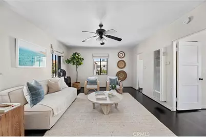 405 10th Street, Manhattan Beach, CA 90266 - Photo 45