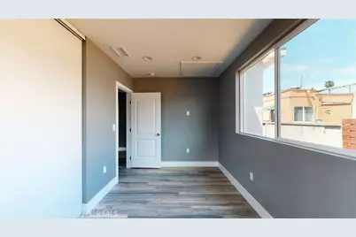 1939 W 36th Place, Los Angeles, CA 90018 - Photo 43