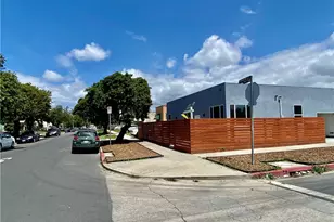 1939 W 36th Pl, Los Angeles, CA 90018 - Photo 3