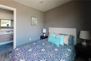 1939 W 36th Pl, Los Angeles, CA 90018 - Photo 11