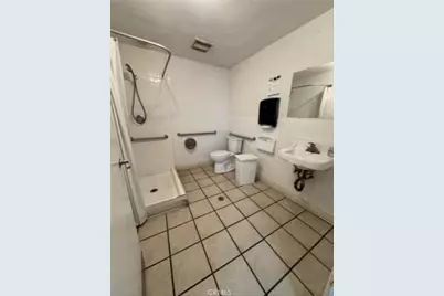 3827 W Rosecrans, Hawthorne, CA 90250 - Photo 13