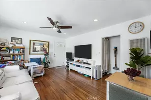 240 Hampton Dr, Venice, CA 90291 - Photo 25