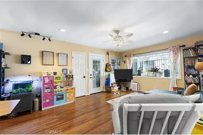 240 Hampton Drive, Venice, CA 90291 - Photo 51