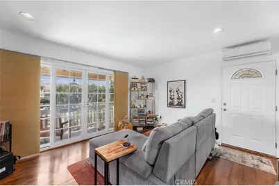 240 Hampton Drive, Venice, CA 90291 - Photo 37