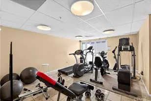 11124 Burbank Blvd, North Hollywood, CA 91601 - Photo 37
