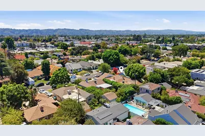 11957 Collins Street, Valley Village, CA 91607 - Photo 41