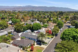 11957 Collins St, Valley Village, CA 91607 - Photo 39