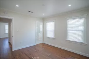 4279 Walton Ave, Los Angeles, CA 90037 - Photo 17
