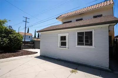 4279 Walton Avenue, Los Angeles, CA 90037 - Photo 25