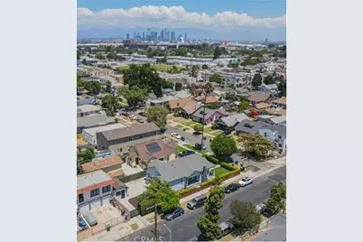 4279 Walton Avenue, Los Angeles, CA 90037 - Photo 23