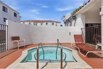 516 W 219th Street #6, Carson, CA 90745 - Photo 27