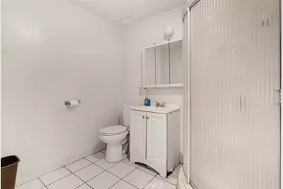 13 Paradise, Carson, CA 90745 - Photo 9