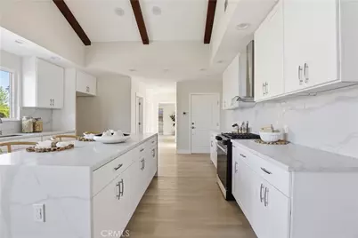 6200 W 77th Street, Los Angeles, CA 90045 - Photo 17