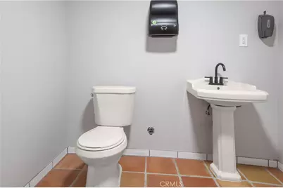 2928 W Vernon Avenue, Los Angeles, CA 90008 - Photo 9